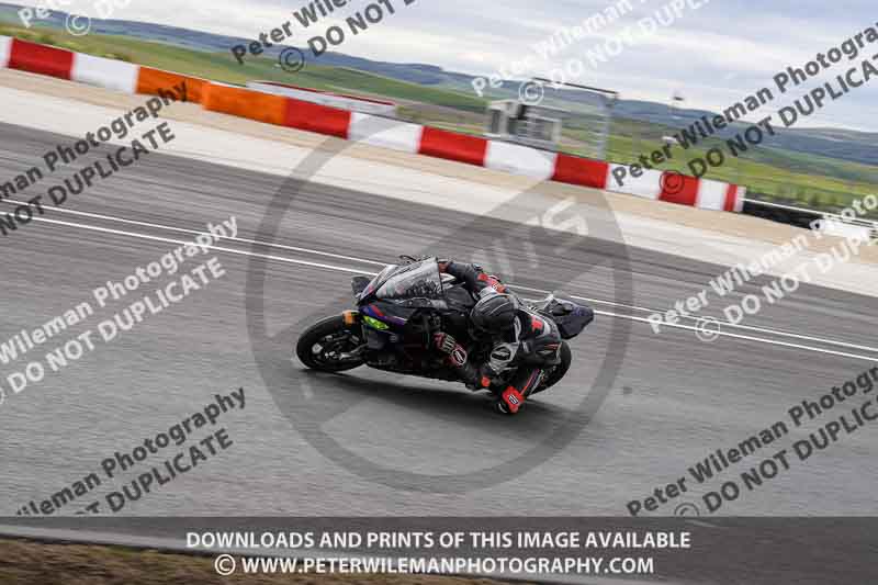 cadwell no limits trackday;cadwell park;cadwell park photographs;cadwell trackday photographs;enduro digital images;event digital images;eventdigitalimages;navarra;no limits trackdays;peter wileman photography;racing digital images;trackday digital images;trackday photos